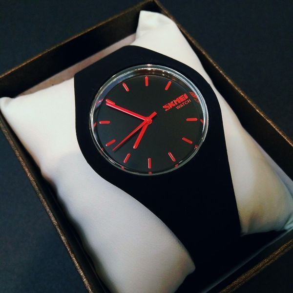 Годинник жіночий Skmei Rubber Black 9068 9068 фото